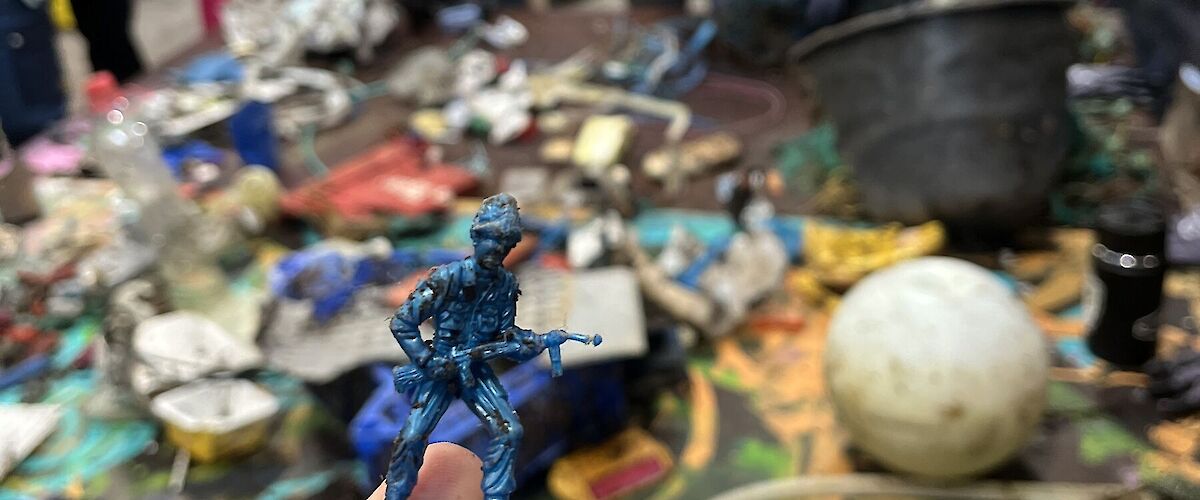 After the Symposium, a beach cleanup was organized. This plastic toy soldier had invaded the beach. © After the Symposium, a beach cleanup was organized. This plastic toy soldier had invaded the beach. After the Symposium, a beach cleanup was organized. This plastic toy soldier had invaded the beach.